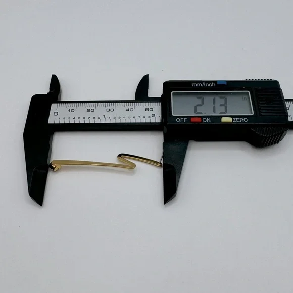 VINTAGE Gold-Tone Crystal Zig Zag Earrings - Picture 10 of 11